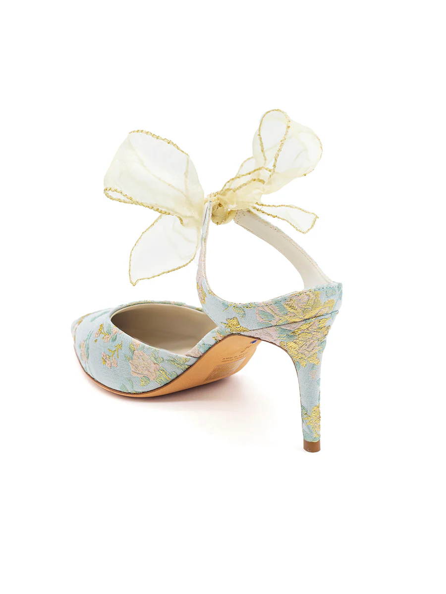 Elvie Pointed Toe Pump - Image 3